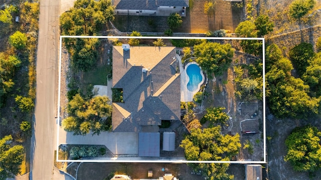 201 Greenridge Ln, Dripping Springs, TX 78620 - aerial view of property and surrounding area with property parcel outlined and a pool area