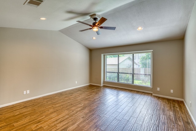 250 Meadowlakes Dr, Meadowlakes, TX 78654 - photo 11
