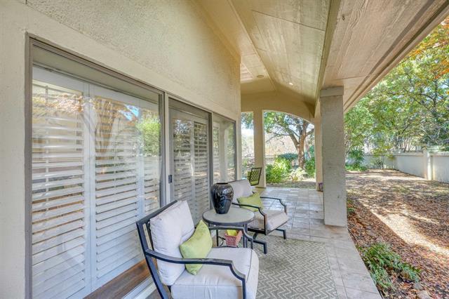 104 Mason Ct, Horseshoe Bay, TX 78657 - view of patio