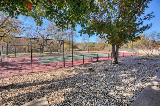 104 Mason Ct, Horseshoe Bay, TX 78657 - view of tennis court