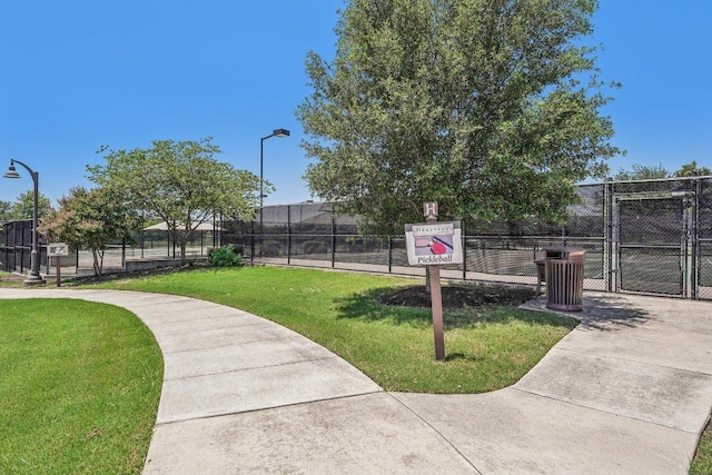 3113 Capra Cv, Round Rock, TX 78665 - surrounding community featuring a gate