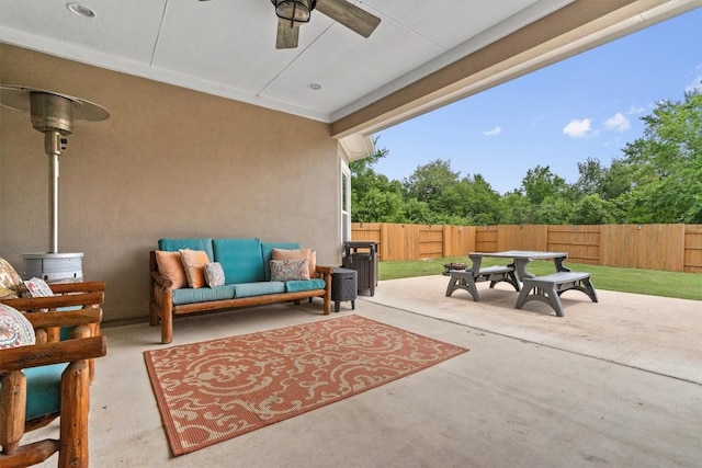 7813 Barbary Ct, Austin, TX 78744 - photo 28