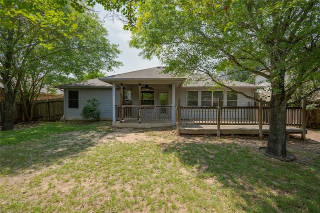 728 Stokesay Castle Path, Pflugerville, TX 78660 - back of house featuring ceiling fan, a fenced backyard, and a wooden deck
