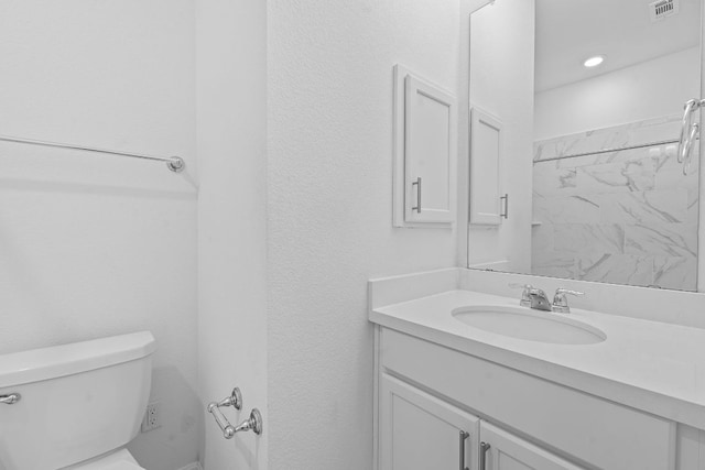 529 Leeward Pass, Leander, TX 78641 - full bath with vanity and a shower