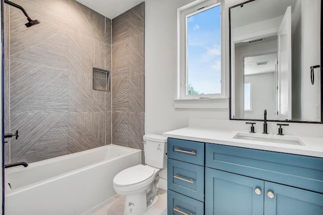 4127 E 12th St Unit 5, Austin, TX 78721 - bathroom with vanity and washtub / shower combination