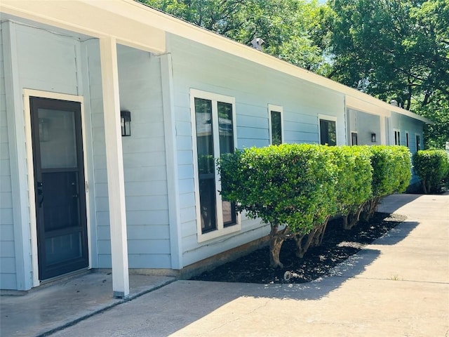 5504 Montview St, Austin, TX 78756 - view of property exterior