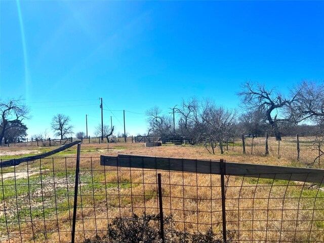 5615 Tenney Creek Rd, Luling, TX 78648