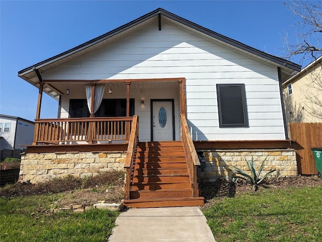 1808 Maple Ave, Austin, TX 78702 - view of front of home featuring a porch