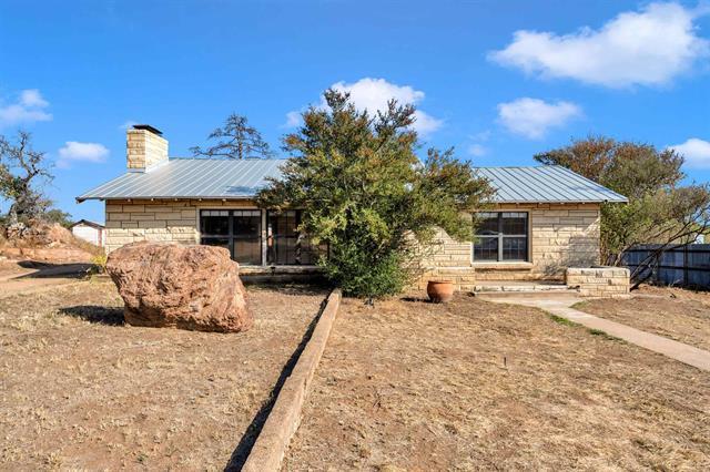 8164 Ranch Road 261, Buchanan Dam, TX 78609 - photo 1