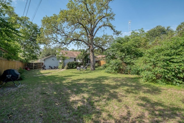 1706 Pennsylvania Ave, Austin, TX 78702 - view of fenced backyard