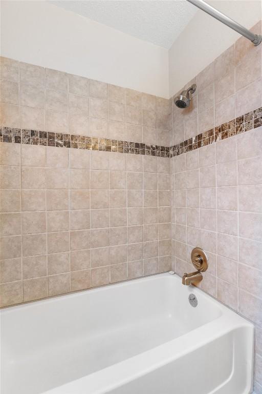 8407 Bargamin Dr, Austin, TX 78736 - bathroom featuring shower / bath combination