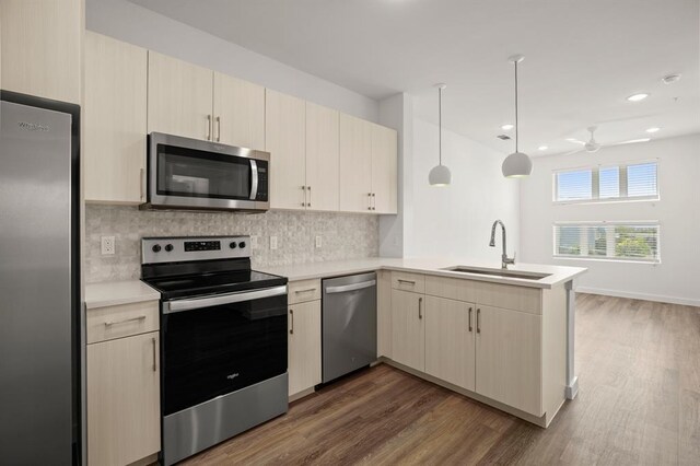 6324 N Lamar Blvd Unit 403, Austin, TX 78752 - photo 5