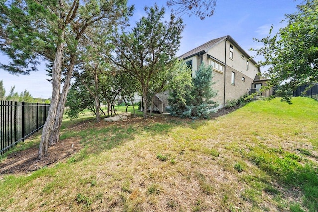 8108 Turning Leaf Cir, Lago Vista, TX 78645 - view of yard