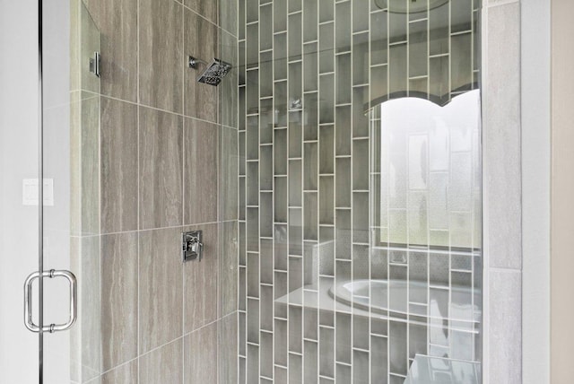 8108 Turning Leaf Cir, Lago Vista, TX 78645 - bathroom with a shower stall