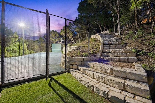 512 Newhall Cv, Austin, TX 78746 - view of yard