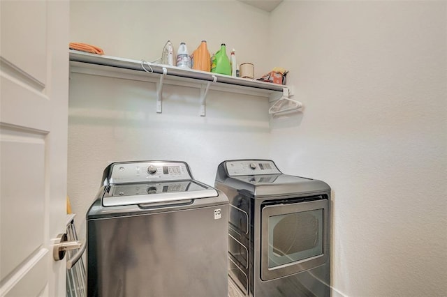 1801 Roseburg Dr Unit 29, Austin, TX 78754 - laundry area featuring washer and dryer