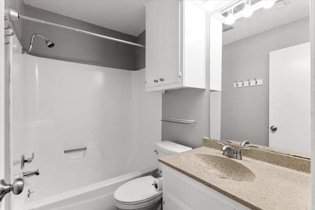 12103 Wycliff Ln, Austin, TX 78727 - full bathroom with toilet, vanity, and washtub / shower combination
