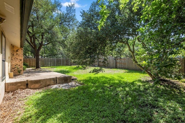 12103 Wycliff Ln, Austin, TX 78727 - view of yard featuring a patio area