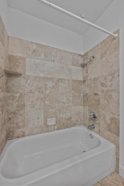 2216 Thornton Rd Unit 221, Austin, TX 78704 - full bath featuring shower / tub combination