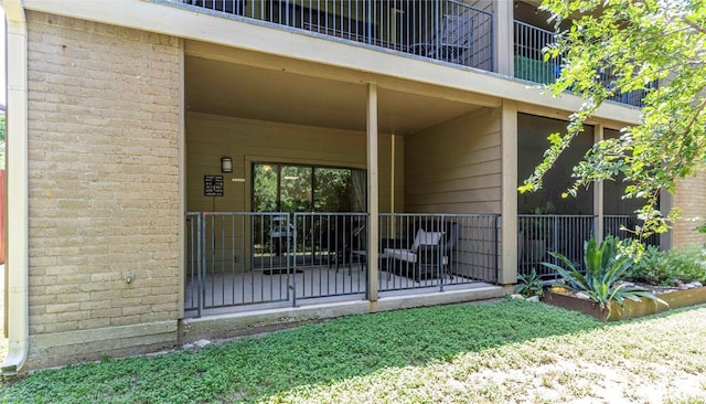 1135 Barton Hills Dr Unit 160, Austin, TX 78704 - entrance to property featuring brick siding