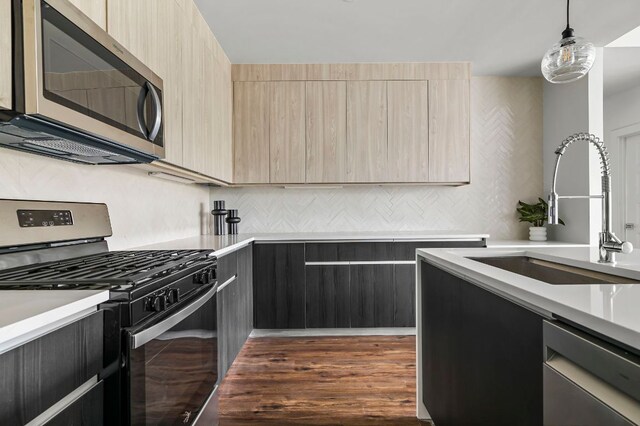 5515 Humming Bird Ln Unit 308, Austin, TX 78745 - photo 4
