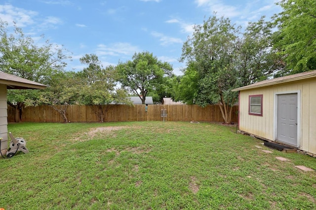 1301 S Meadows Dr, Austin, TX 78758 - view of yard
