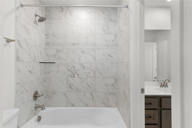 2705 Sage Ranch Dr Unit 20, Leander, TX 78641 - bathroom with washtub / shower combination and vanity