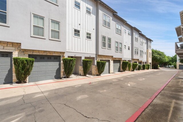 2520 Bluebonnet Ln Unit 58, Austin, TX 78704 - view of concrete street featuring a residential view and curbs