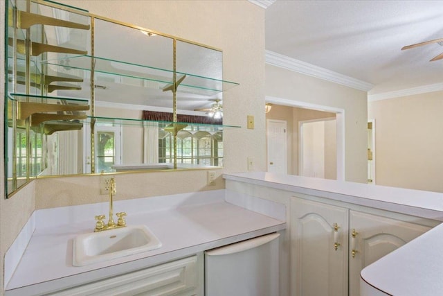 1204 Fairway Cir, Salado, TX 76571 - bathroom with ceiling fan, vanity, and crown molding