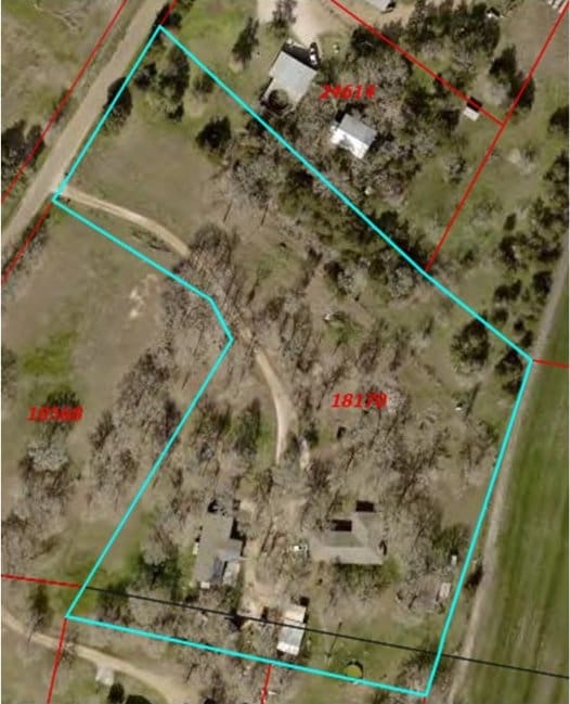 1093 County Road 205th Rd, Giddings, TX 78942 - photo 34