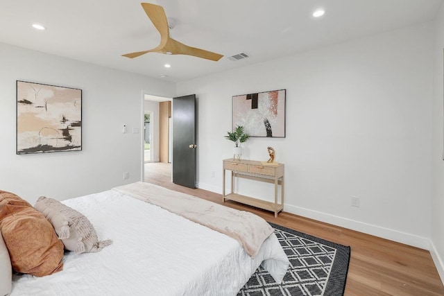 3812 Tarragona Ln, Austin, TX 78727 - bedroom featuring recessed lighting, wood finished floors, baseboards, and a ceiling fan