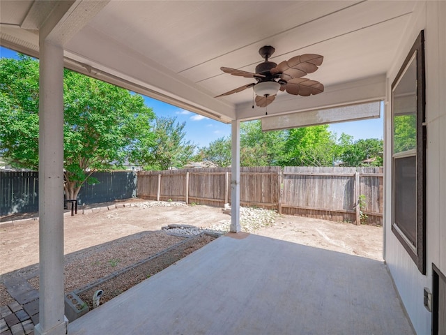 604 Creston St, Hutto, TX 78634 - photo 27