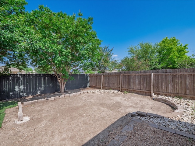 604 Creston St, Hutto, TX 78634 - photo 31