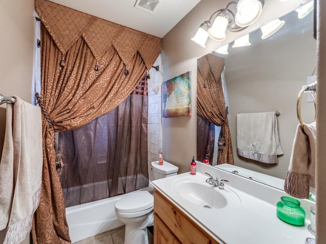 20104 Bunker Cv, Lago Vista, TX 78645 - full bath featuring shower / bath combo, vanity, and tile patterned floors