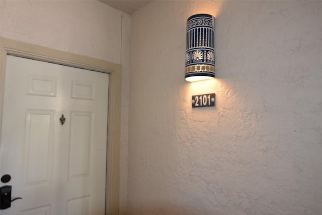 3404 American Dr Unit 2101, Lago Vista, TX 78645 - detailed view of stucco siding
