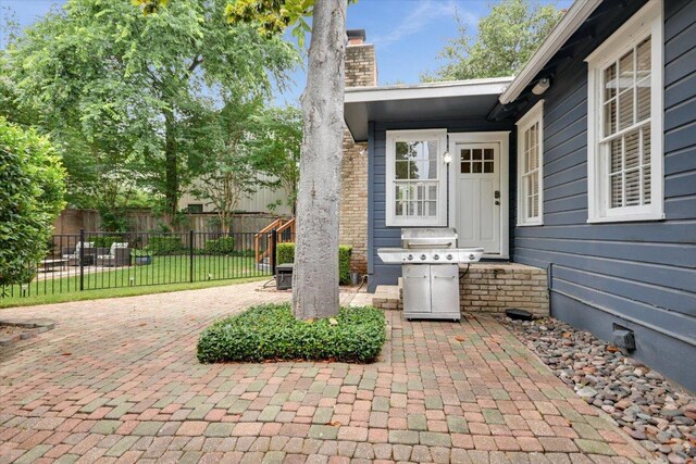 2509 Spring Ln, Austin, TX 78703 - view of patio with a grill