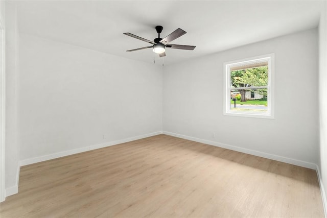 913 Spring Tree St, Round Rock, TX 78681 - spare room with light wood-type flooring, baseboards, and a ceiling fan