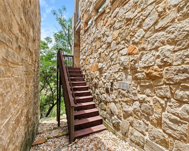 8546 Adirondack Trl Unit 14, Austin, TX 78759 - view of stairway