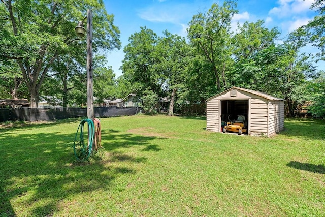 814 W Bell Ave, Rockdale, TX 76567 - view of yard