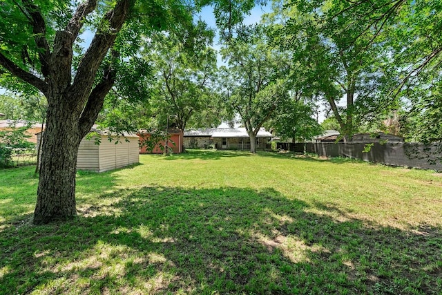 814 W Bell Ave, Rockdale, TX 76567 - photo 19