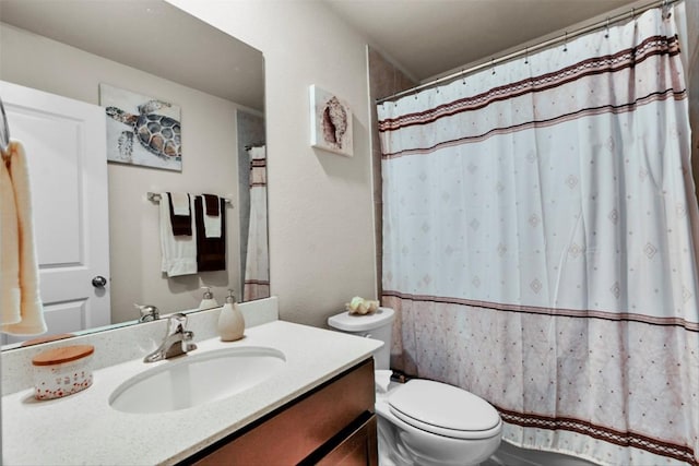 320 Bright Star Ln, Georgetown, TX 78628 - full bath featuring vanity, toilet, and curtained shower