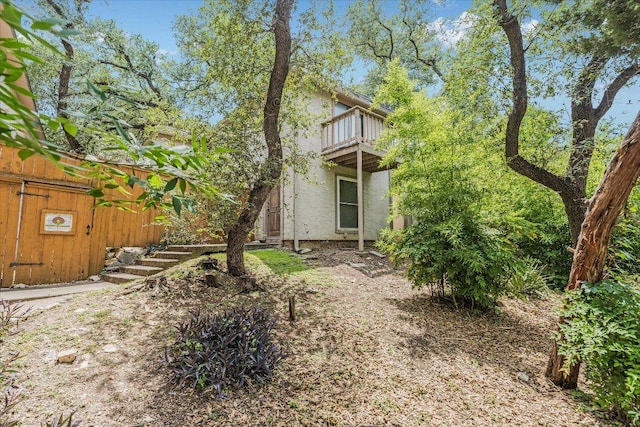 3304 Clawson Rd, Austin, TX 78704 - view of yard featuring a balcony