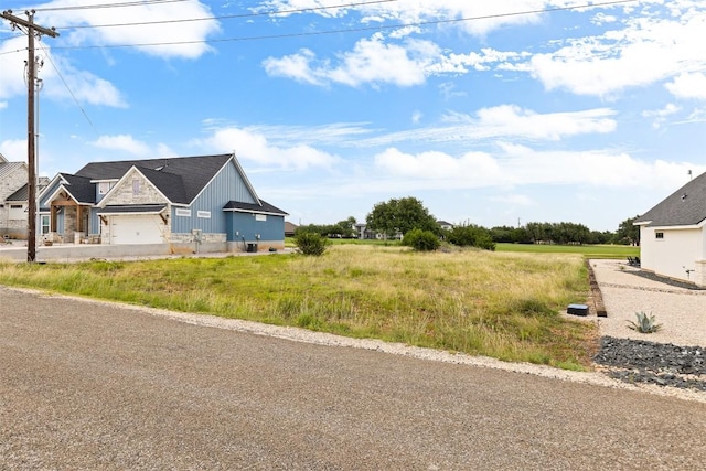 109 Warren Wallace Rd, Blanco, TX 78606
