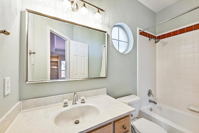 106 Los Altos Dr, Lakeway, TX 78734 - bathroom with toilet, vanity, and shower / bath combination