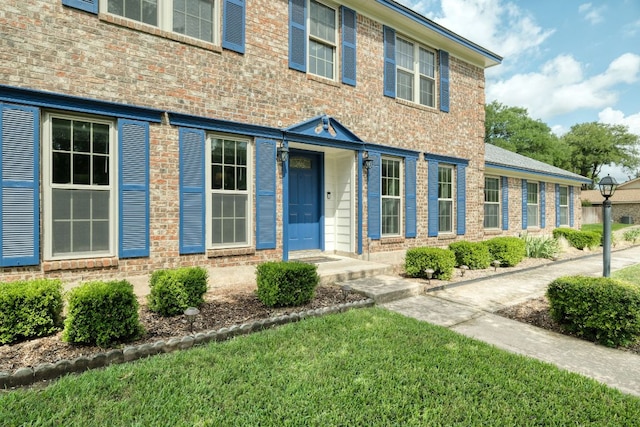 1604 W Creek Loop, Round Rock, TX 78681 - view of front of property featuring brick siding