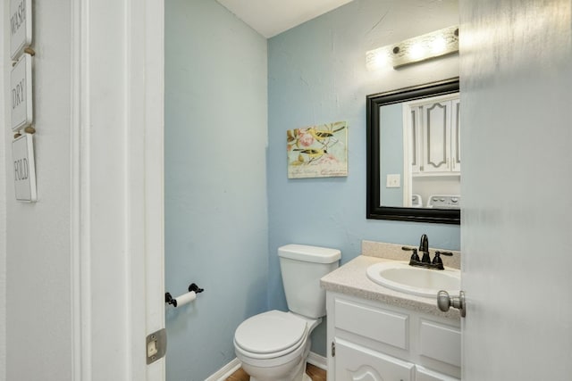 1604 W Creek Loop, Round Rock, TX 78681 - bathroom featuring vanity and toilet