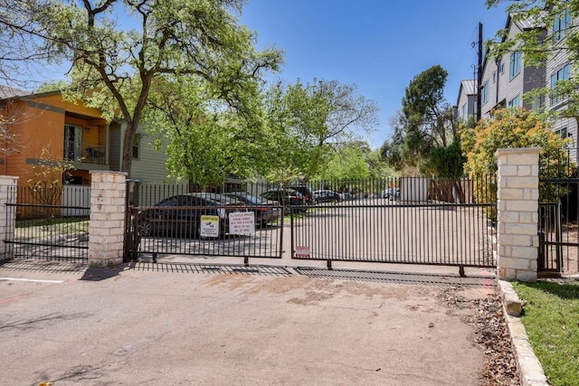 3204 Menchaca Rd Unit 405, Austin, TX 78704 - view of gate