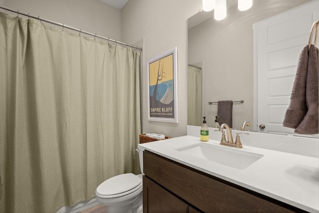 1609 Indian Apple Way, Leander, TX 78641 - full bathroom with vanity, toilet, and a shower with curtain