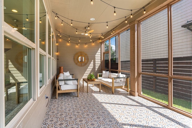 1518 Frontier Valley Dr, Austin, TX 78741 - sunroom with outdoor lounge area and a ceiling fan