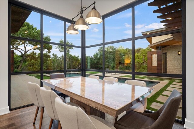 9517 Veletta Pl, Austin, TX 78735 - view of sunroom / solarium